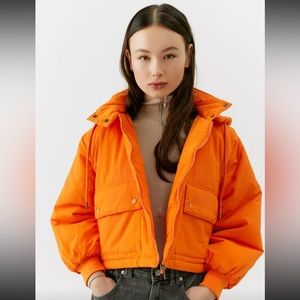 Urban Outfitters Puffer Jacket size Small